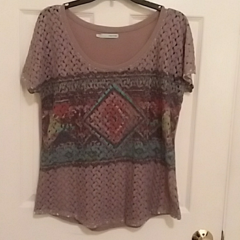 Large Maurices brown tshirt